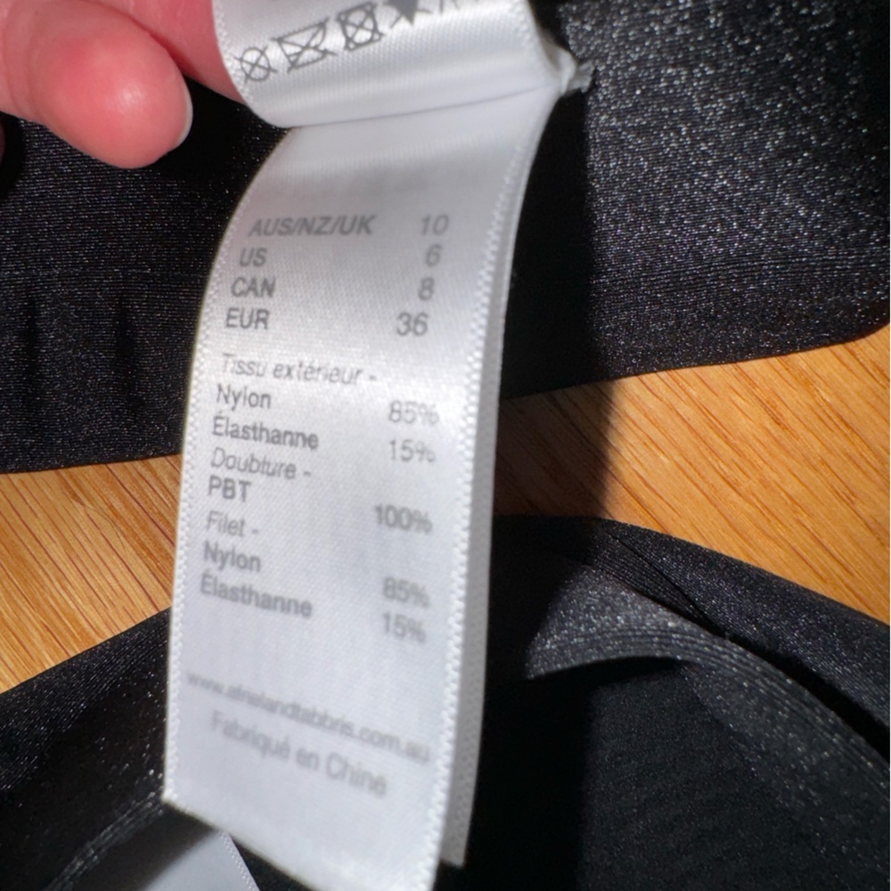 Sia Australia black bathing suit / rashguard. US size 6, fits like a Small. - Picture 5 of 5